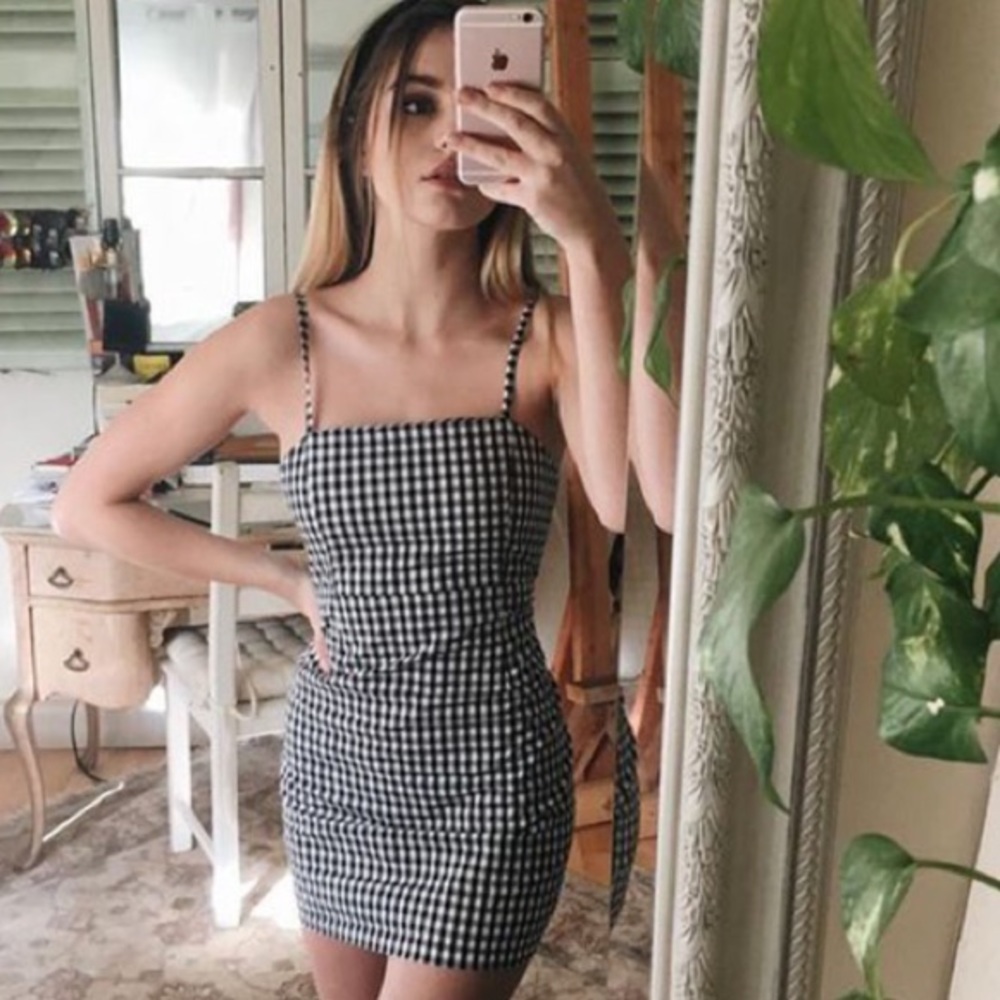 TRENDING Brandey Melville checkered dress